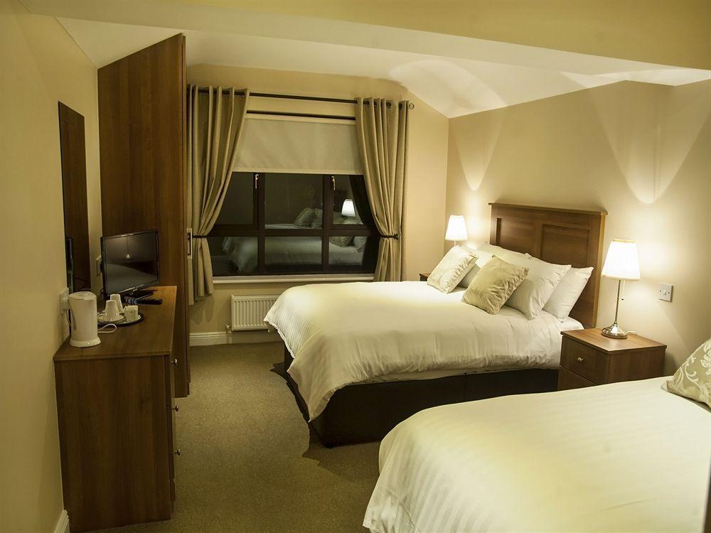 Hillview House Hotel Lusk Exterior foto