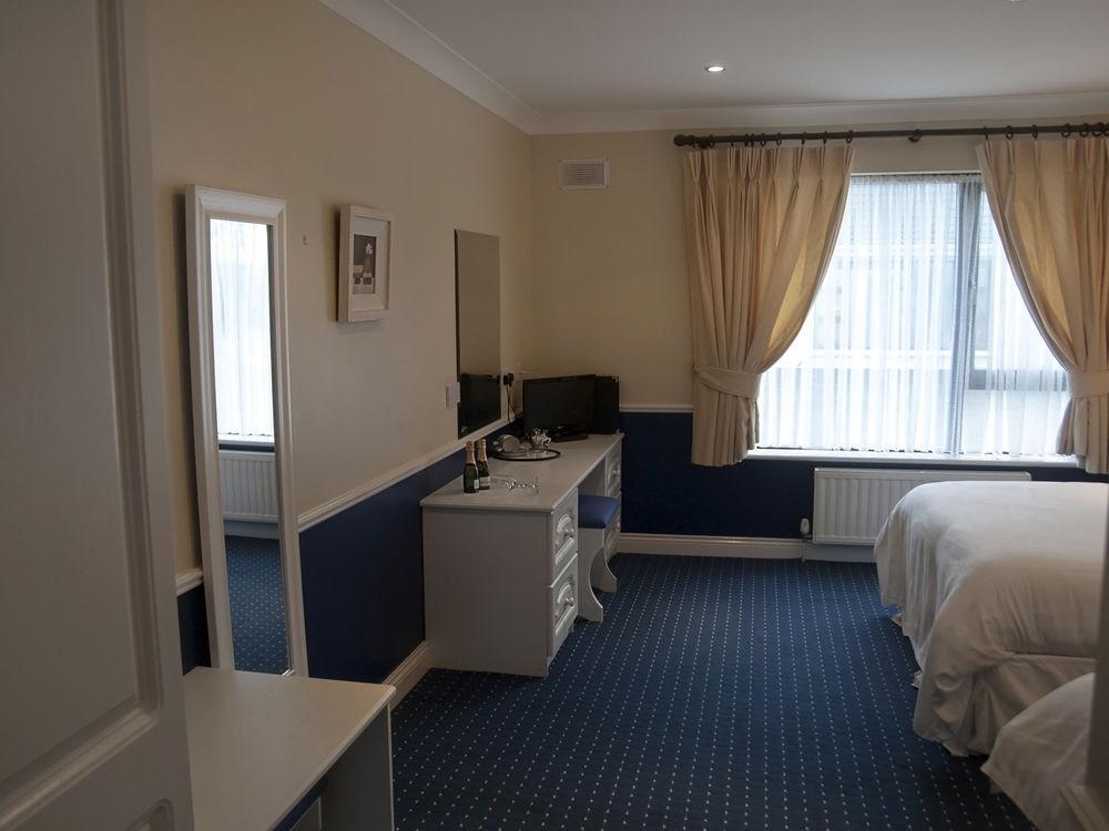 Hillview House Hotel Lusk Exterior foto