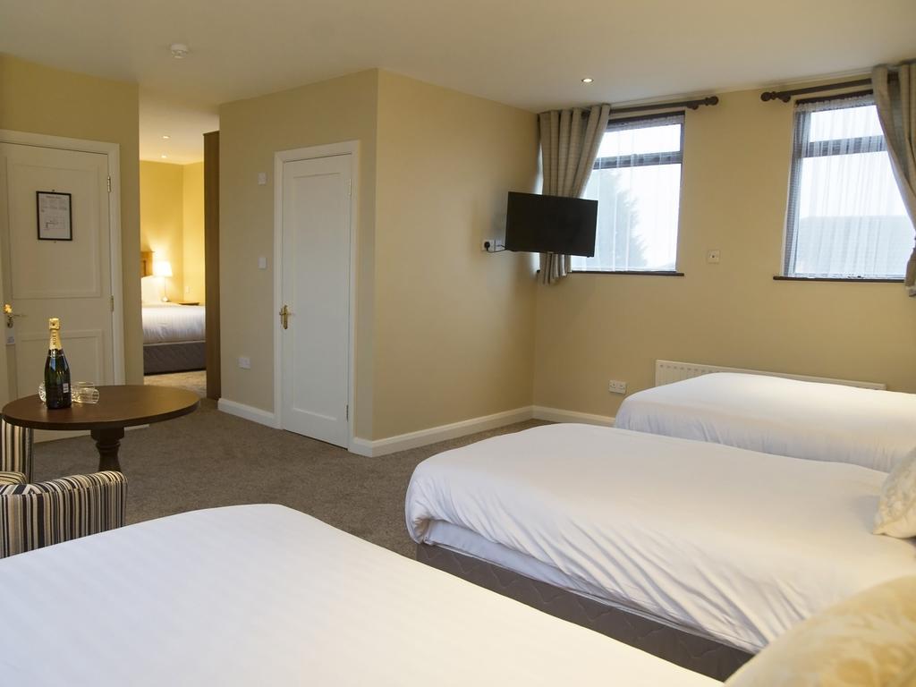 Hillview House Hotel Lusk Exterior foto